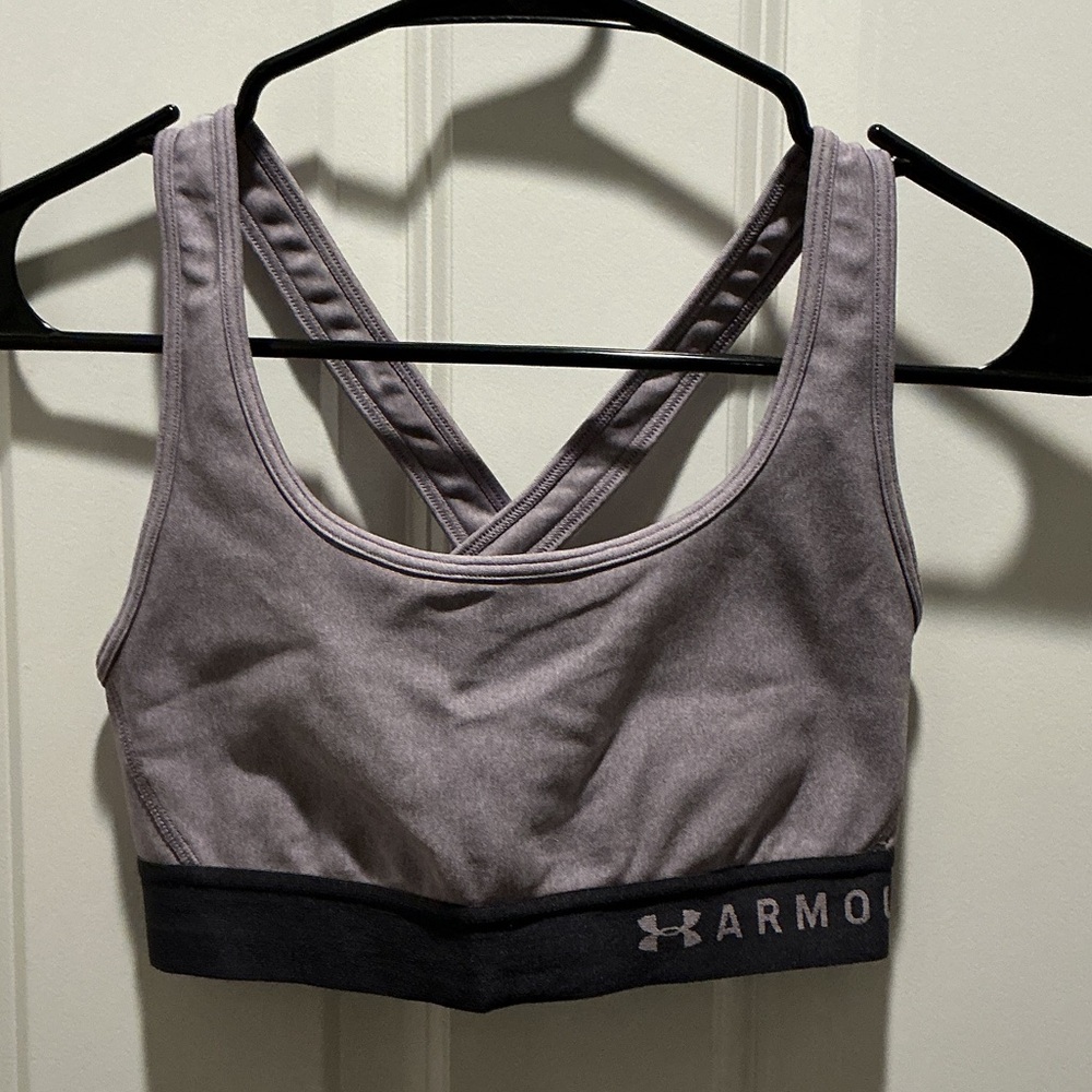 Under Armour Women's Lavender Sports Bra EUC